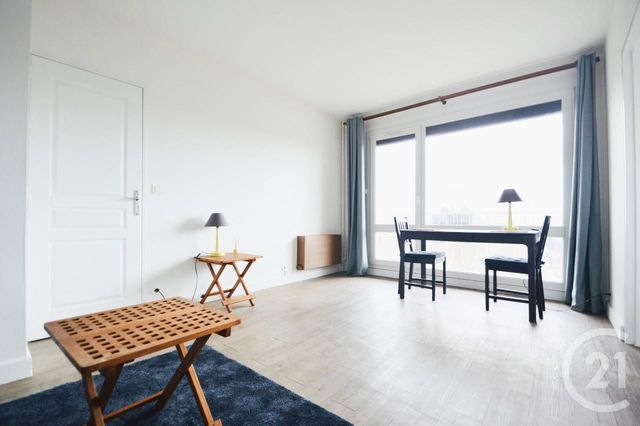 Appartement F1 à louer - 1 pièce - 32.43 m2 - ST DENIS - 93 - ILE-DE-FRANCE - Century 21 Wilson Immobilier