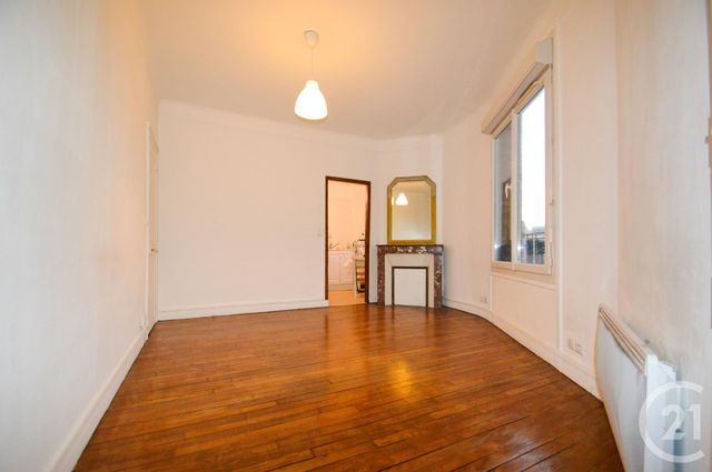 Appartement F2 à vendre - 2 pièces - 43.19 m2 - ST OUEN - 93 - ILE-DE-FRANCE - Century 21 Wilson Immobilier