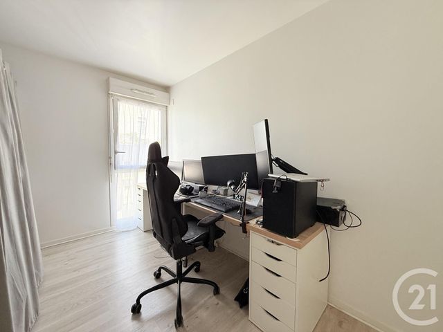 Appartement F3 à vendre - 3 pièces - 62.24 m2 - ST OUEN - 93 - ILE-DE-FRANCE - Century 21 Wilson Immobilier
