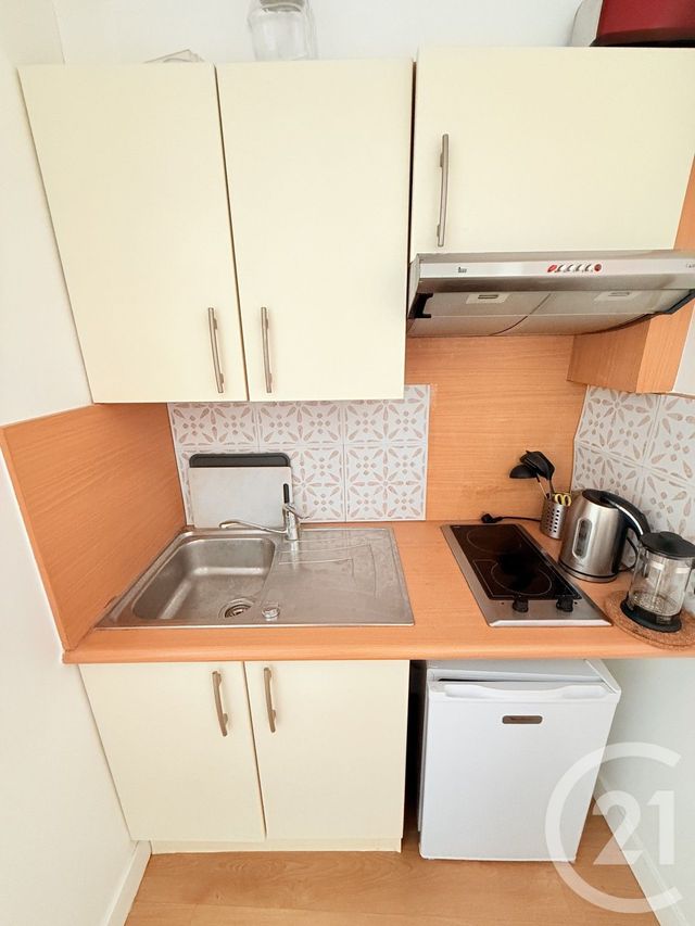 Appartement F1 à louer - 1 pièce - 20.7 m2 - ST OUEN - 93 - ILE-DE-FRANCE - Century 21 Wilson Immobilier