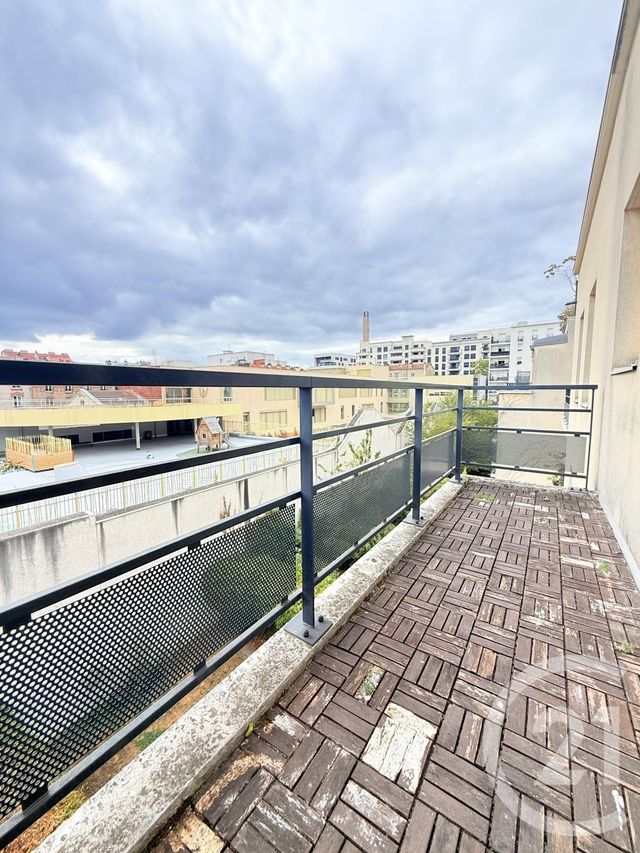Appartement F3 à vendre - 3 pièces - 58.35 m2 - ST OUEN - 93 - ILE-DE-FRANCE - Century 21 Wilson Immobilier