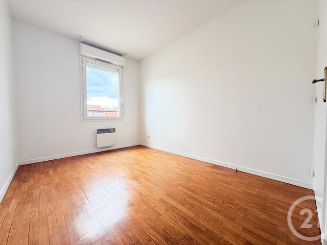 Appartement F3 à vendre - 3 pièces - 58.35 m2 - ST OUEN - 93 - ILE-DE-FRANCE - Century 21 Wilson Immobilier