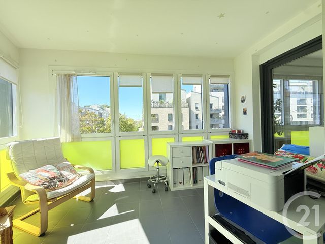 Appartement F3 à vendre - 3 pièces - 69.52 m2 - ST OUEN - 93 - ILE-DE-FRANCE - Century 21 Wilson Immobilier
