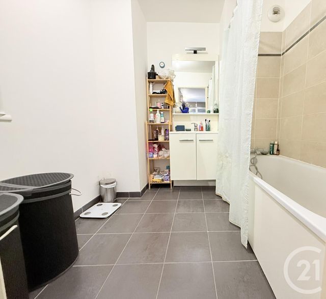 Appartement F2 à vendre - 2 pièces - 47.22 m2 - ST OUEN - 93 - ILE-DE-FRANCE - Century 21 Wilson Immobilier