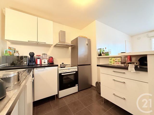 Appartement F2 à vendre - 2 pièces - 47.22 m2 - ST OUEN - 93 - ILE-DE-FRANCE - Century 21 Wilson Immobilier