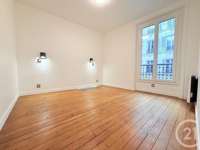 Appartement F3 à vendre - 3 pièces - 52.27 m2 - PARIS - 75020 - ILE-DE-FRANCE - Century 21 Wilson Immobilier