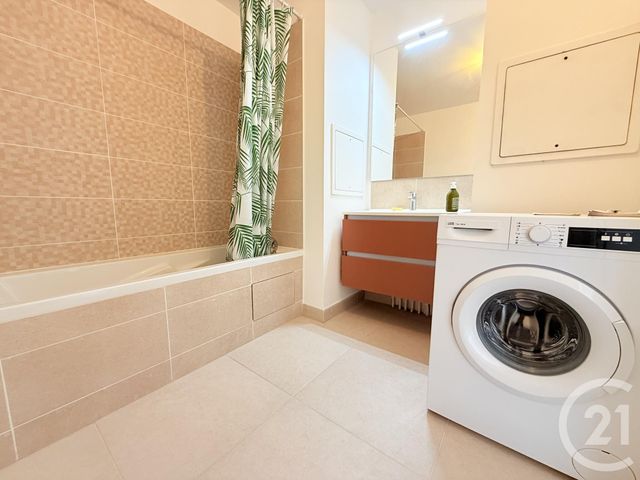 Appartement F3 à vendre - 3 pièces - 64.7 m2 - ST OUEN - 93 - ILE-DE-FRANCE - Century 21 Wilson Immobilier