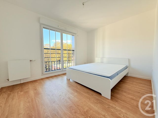 Appartement F3 à vendre - 3 pièces - 64.7 m2 - ST OUEN - 93 - ILE-DE-FRANCE - Century 21 Wilson Immobilier