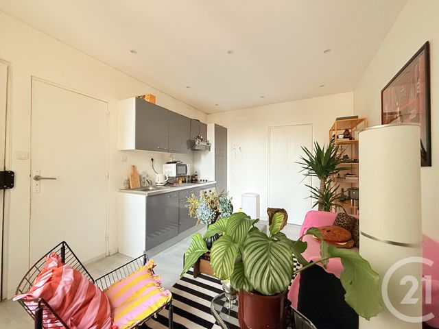 Appartement F2 à vendre - 2 pièces - 31.37 m2 - ST OUEN - 93 - ILE-DE-FRANCE - Century 21 Wilson Immobilier