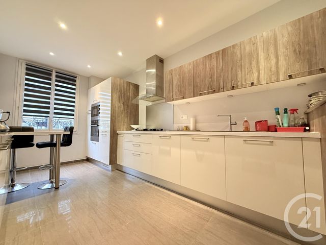 Appartement F4 à vendre - 3 pièces - 94.08 m2 - ST OUEN - 93 - ILE-DE-FRANCE - Century 21 Wilson Immobilier