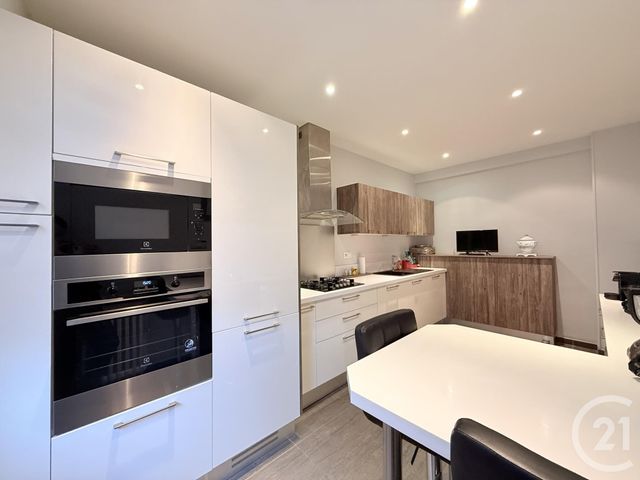 Appartement F4 à vendre - 3 pièces - 94.08 m2 - ST OUEN - 93 - ILE-DE-FRANCE - Century 21 Wilson Immobilier