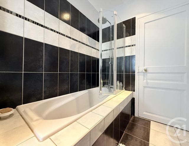 Appartement F4 à vendre - 3 pièces - 94.08 m2 - ST OUEN - 93 - ILE-DE-FRANCE - Century 21 Wilson Immobilier