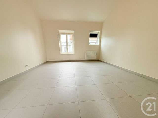 Appartement F2 à louer - 2 pièces - 38.76 m2 - ST OUEN - 93 - ILE-DE-FRANCE - Century 21 Wilson Immobilier