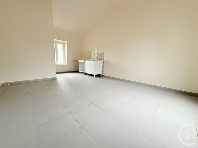 Appartement F2 à louer - 2 pièces - 38.76 m2 - ST OUEN - 93 - ILE-DE-FRANCE - Century 21 Wilson Immobilier