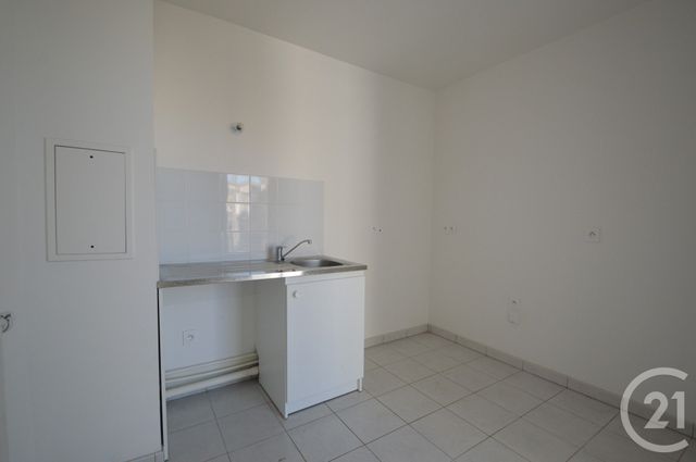 Appartement F3 à louer - 3 pièces - 65.0 m2 - ST OUEN - 93 - ILE-DE-FRANCE - Century 21 Wilson Immobilier