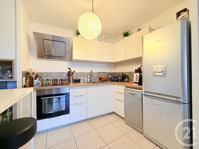 Appartement F3 à vendre - 3 pièces - 70.34 m2 - ST OUEN - 93 - ILE-DE-FRANCE - Century 21 Wilson Immobilier