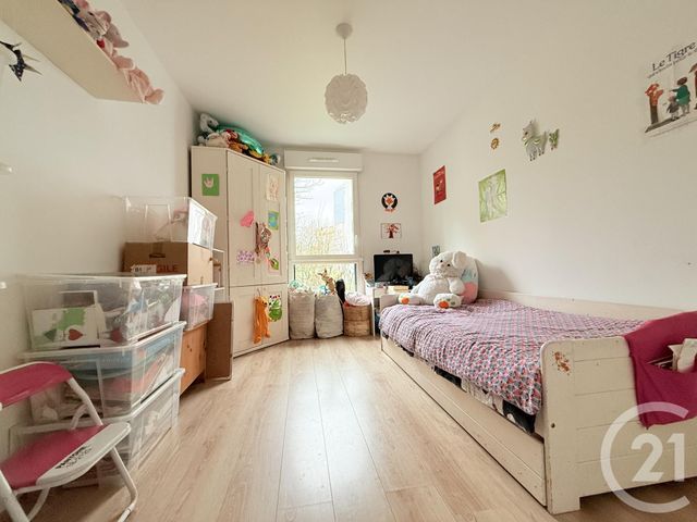 Appartement F3 à vendre - 3 pièces - 70.34 m2 - ST OUEN - 93 - ILE-DE-FRANCE - Century 21 Wilson Immobilier