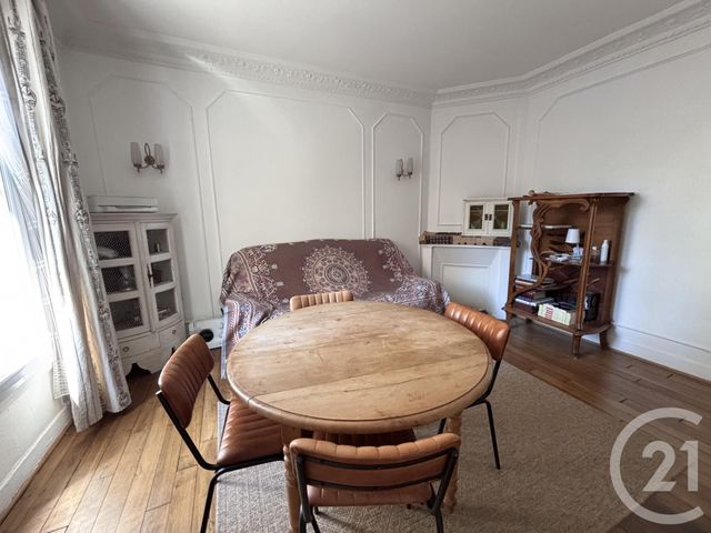 Appartement F3 à vendre - 3 pièces - 52.98 m2 - ST OUEN - 93 - ILE-DE-FRANCE - Century 21 Wilson Immobilier