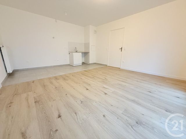 Appartement F3 à louer - 3 pièces - 58.51 m2 - LA PLAINE ST DENIS - 93 - ILE-DE-FRANCE - Century 21 Wilson Immobilier