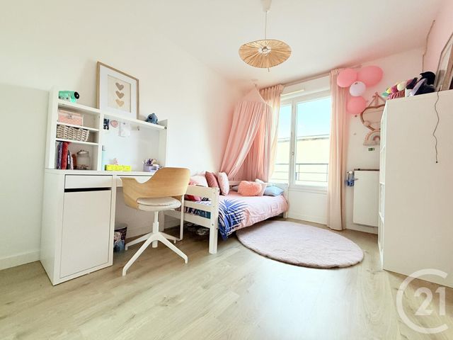 Appartement F4 à vendre - 4 pièces - 80.31 m2 - ST OUEN - 93 - ILE-DE-FRANCE - Century 21 Wilson Immobilier