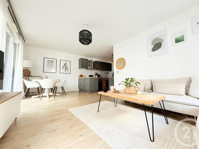 Appartement F4 à vendre - 4 pièces - 80.31 m2 - ST OUEN - 93 - ILE-DE-FRANCE - Century 21 Wilson Immobilier