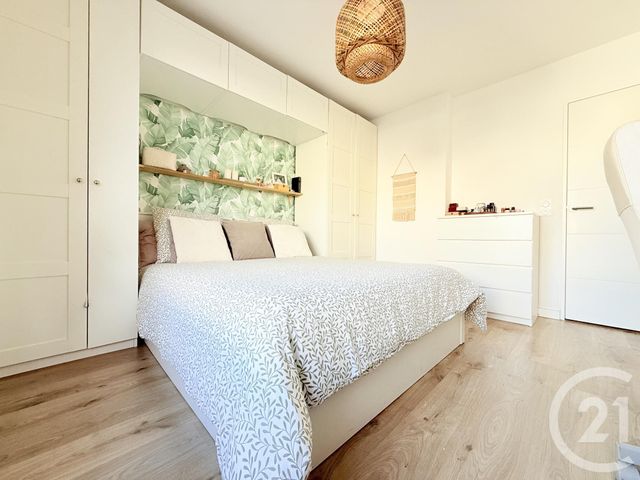 Appartement F4 à vendre - 4 pièces - 80.31 m2 - ST OUEN - 93 - ILE-DE-FRANCE - Century 21 Wilson Immobilier