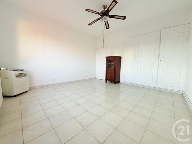 Appartement F2 à vendre - 2 pièces - 73.29 m2 - ST OUEN - 93 - ILE-DE-FRANCE - Century 21 Wilson Immobilier