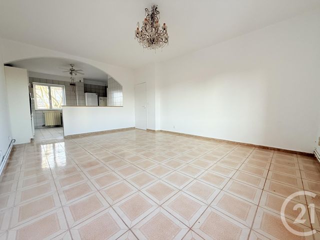 Appartement F2 à vendre - 2 pièces - 73.29 m2 - ST OUEN - 93 - ILE-DE-FRANCE - Century 21 Wilson Immobilier