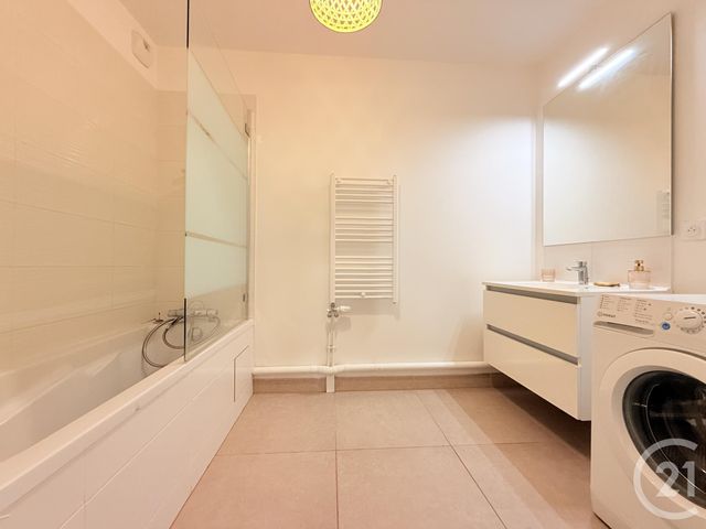 Appartement F3 à vendre - 3 pièces - 76.5 m2 - ST OUEN - 93 - ILE-DE-FRANCE - Century 21 Wilson Immobilier