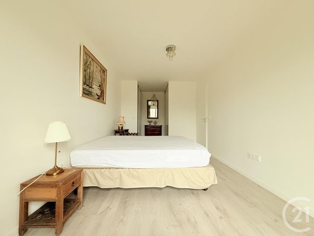 Appartement F3 à vendre - 3 pièces - 76.5 m2 - ST OUEN - 93 - ILE-DE-FRANCE - Century 21 Wilson Immobilier