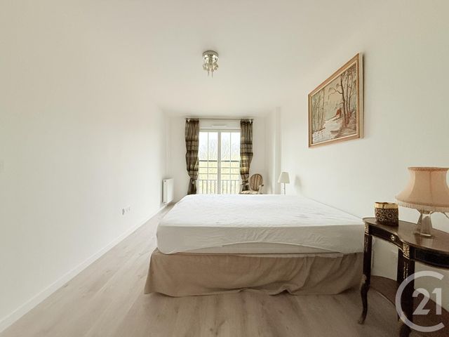 Appartement F3 à vendre - 3 pièces - 76.5 m2 - ST OUEN - 93 - ILE-DE-FRANCE - Century 21 Wilson Immobilier