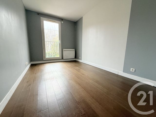 Appartement F4 à louer - 4 pièces - 79.72 m2 - ST DENIS - 93 - ILE-DE-FRANCE - Century 21 Wilson Immobilier
