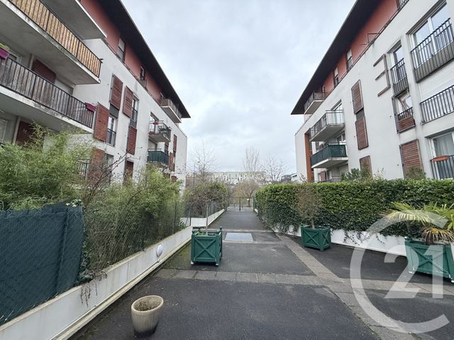 Appartement F4 à louer - 4 pièces - 79.72 m2 - ST DENIS - 93 - ILE-DE-FRANCE - Century 21 Wilson Immobilier