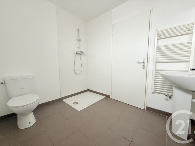 Appartement F4 à louer - 4 pièces - 75.43 m2 - LA PLAINE ST DENIS - 93 - ILE-DE-FRANCE - Century 21 Wilson Immobilier