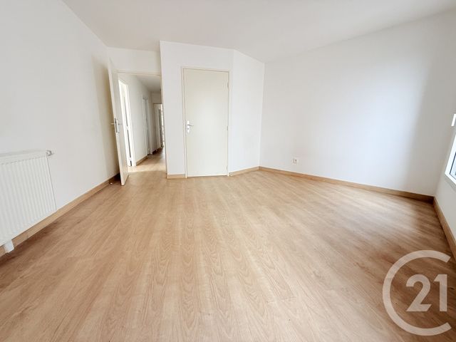 Appartement F4 à louer - 4 pièces - 75.43 m2 - LA PLAINE ST DENIS - 93 - ILE-DE-FRANCE - Century 21 Wilson Immobilier