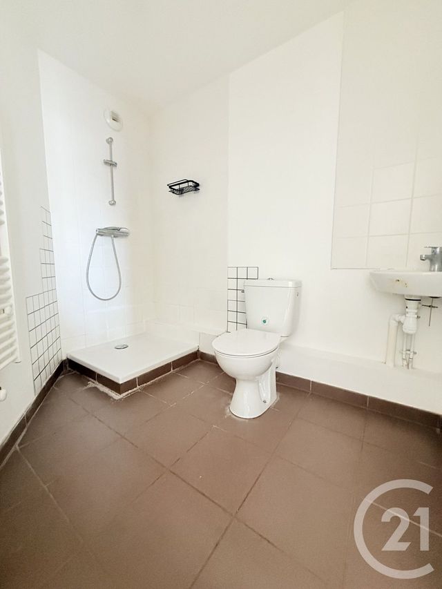 Appartement F4 à louer - 4 pièces - 75.43 m2 - LA PLAINE ST DENIS - 93 - ILE-DE-FRANCE - Century 21 Wilson Immobilier
