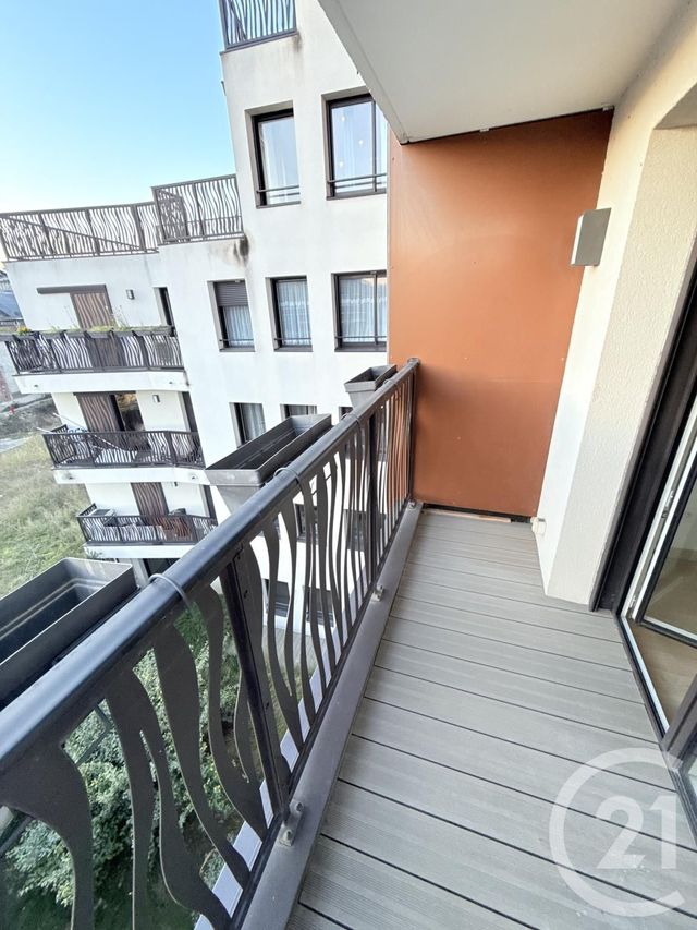 Appartement F4 à louer - 4 pièces - 75.43 m2 - LA PLAINE ST DENIS - 93 - ILE-DE-FRANCE - Century 21 Wilson Immobilier