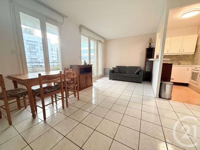Appartement F2 à louer LA PLAINE ST DENIS