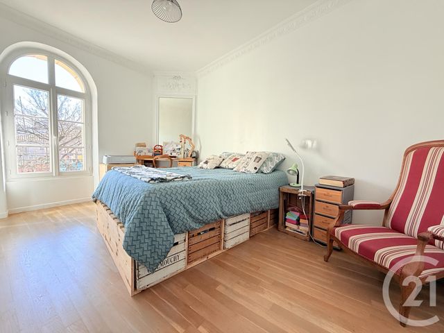 Appartement F5 à vendre - 5 pièces - 114.34 m2 - ST OUEN - 93 - ILE-DE-FRANCE - Century 21 Wilson Immobilier