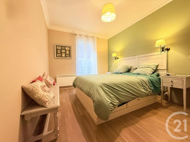 Appartement F5 à vendre - 5 pièces - 114.34 m2 - ST OUEN - 93 - ILE-DE-FRANCE - Century 21 Wilson Immobilier