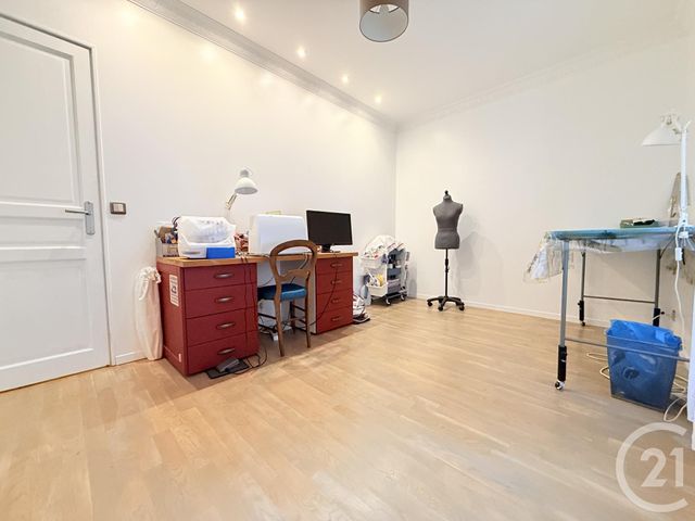 Appartement F5 à vendre - 5 pièces - 114.34 m2 - ST OUEN - 93 - ILE-DE-FRANCE - Century 21 Wilson Immobilier