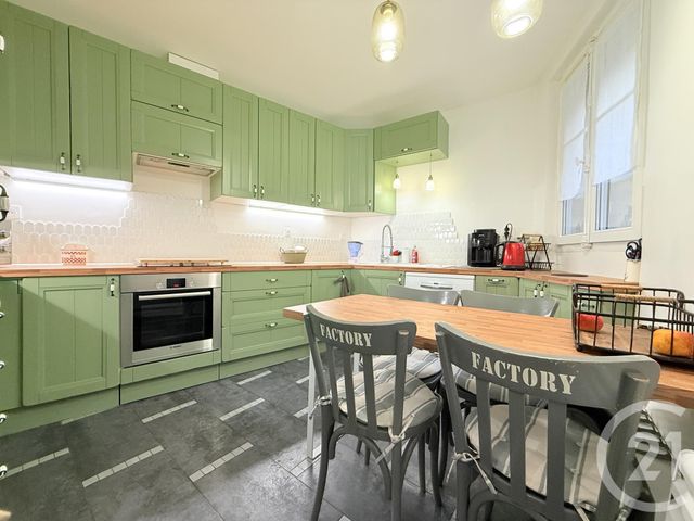 Appartement F5 à vendre - 5 pièces - 114.34 m2 - ST OUEN - 93 - ILE-DE-FRANCE - Century 21 Wilson Immobilier