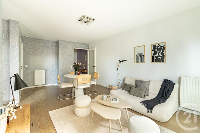 Appartement à vendre - 3 pièces - 66.6 m2 - ST OUEN - 93 - ILE-DE-FRANCE - Century 21 Wilson Immobilier