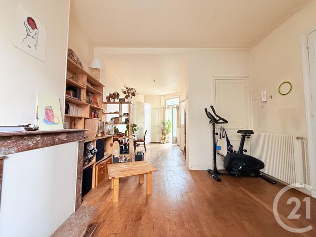 Appartement Studio à vendre - 1 pièce - 36.9 m2 - ST OUEN - 93 - ILE-DE-FRANCE - Century 21 Wilson Immobilier