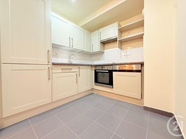 Appartement F2 à vendre - 2 pièces - 56.8 m2 - ST OUEN - 93 - ILE-DE-FRANCE - Century 21 Wilson Immobilier