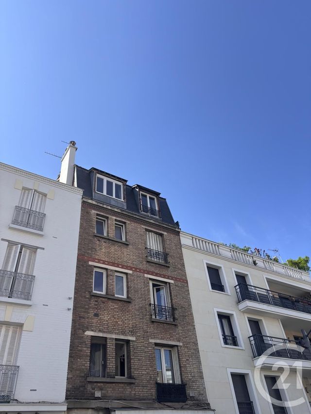 Appartement F2 à vendre - 2 pièces - 43.03 m2 - ST OUEN - 93 - ILE-DE-FRANCE - Century 21 Wilson Immobilier