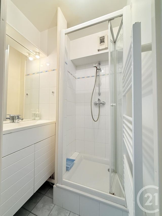 Appartement à vendre - 5 pièces - 99.58 m2 - ST OUEN - 93 - ILE-DE-FRANCE - Century 21 Wilson Immobilier
