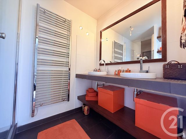 Appartement à vendre - 5 pièces - 99.58 m2 - ST OUEN - 93 - ILE-DE-FRANCE - Century 21 Wilson Immobilier