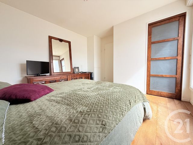 Appartement à vendre - 5 pièces - 99.58 m2 - ST OUEN - 93 - ILE-DE-FRANCE - Century 21 Wilson Immobilier