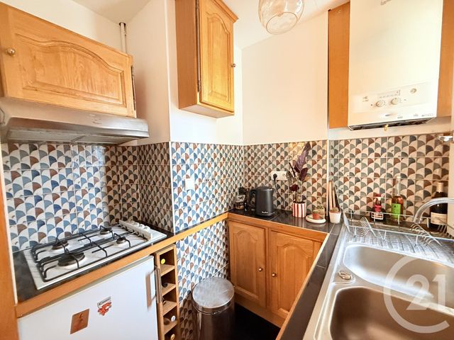 Appartement F2 à vendre - 2 pièces - 34.87 m2 - ST OUEN - 93 - ILE-DE-FRANCE - Century 21 Wilson Immobilier